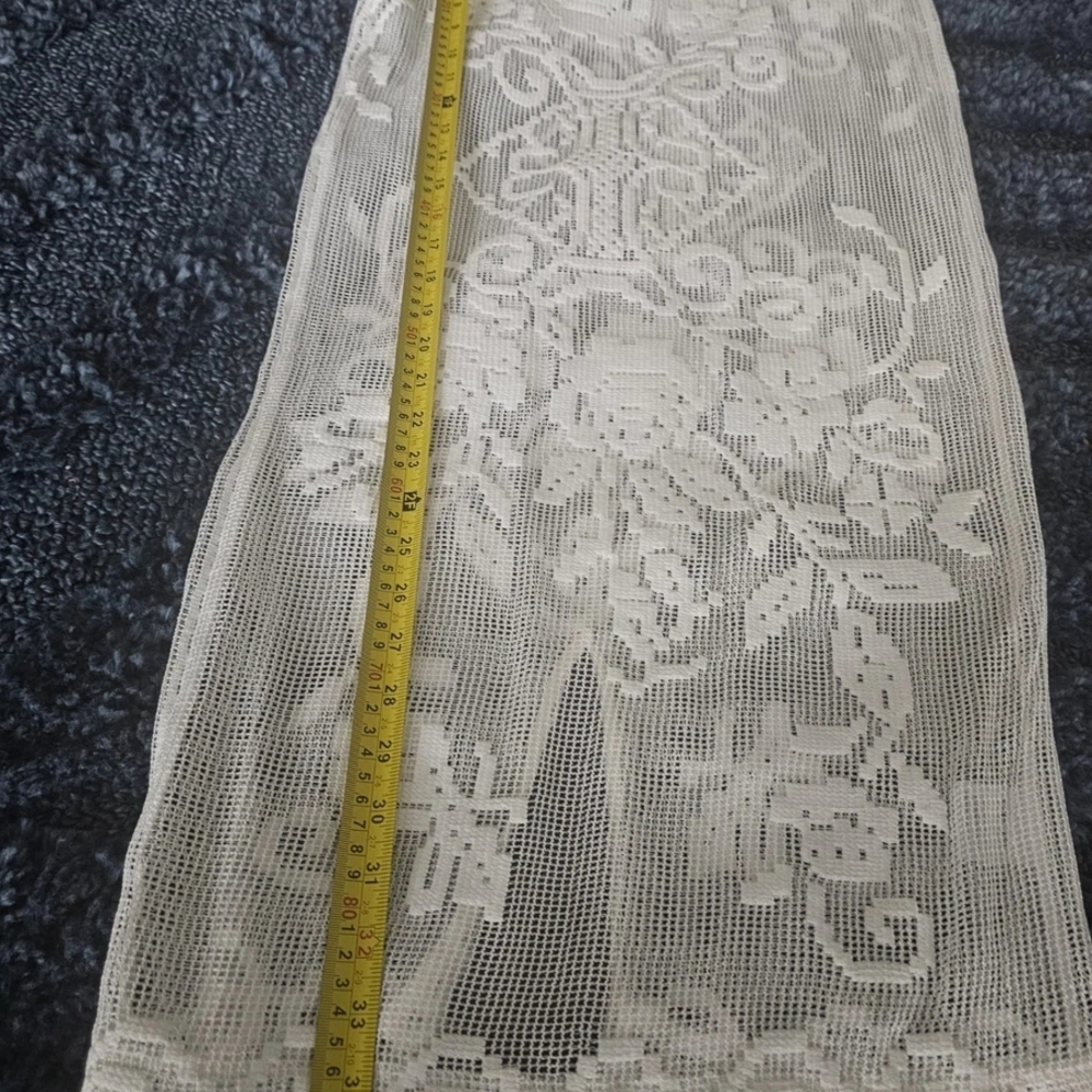 Elegant White Lace Dress - Picture 15 of 16